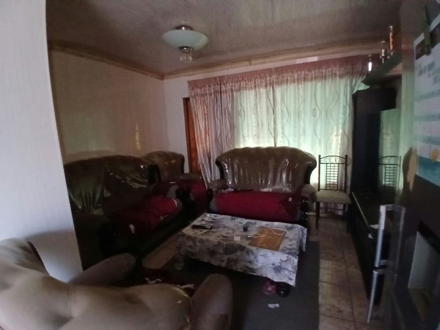 3 Bedroom Property for Sale in Maokeng Free State